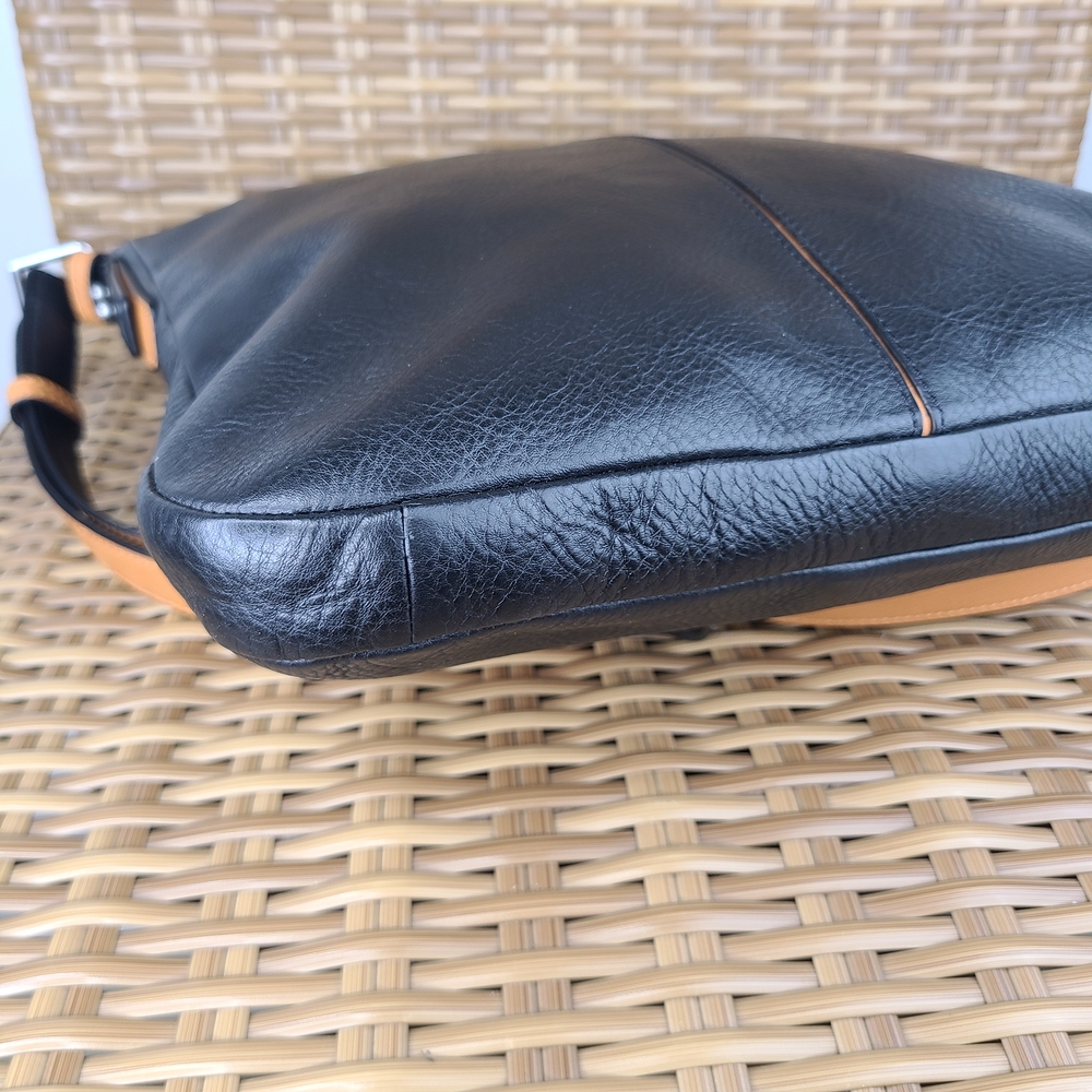 Vera Bradley Gallatin Black Leather Crossbody Bag Purse Floral Interior NWT - Picture 7 of 14